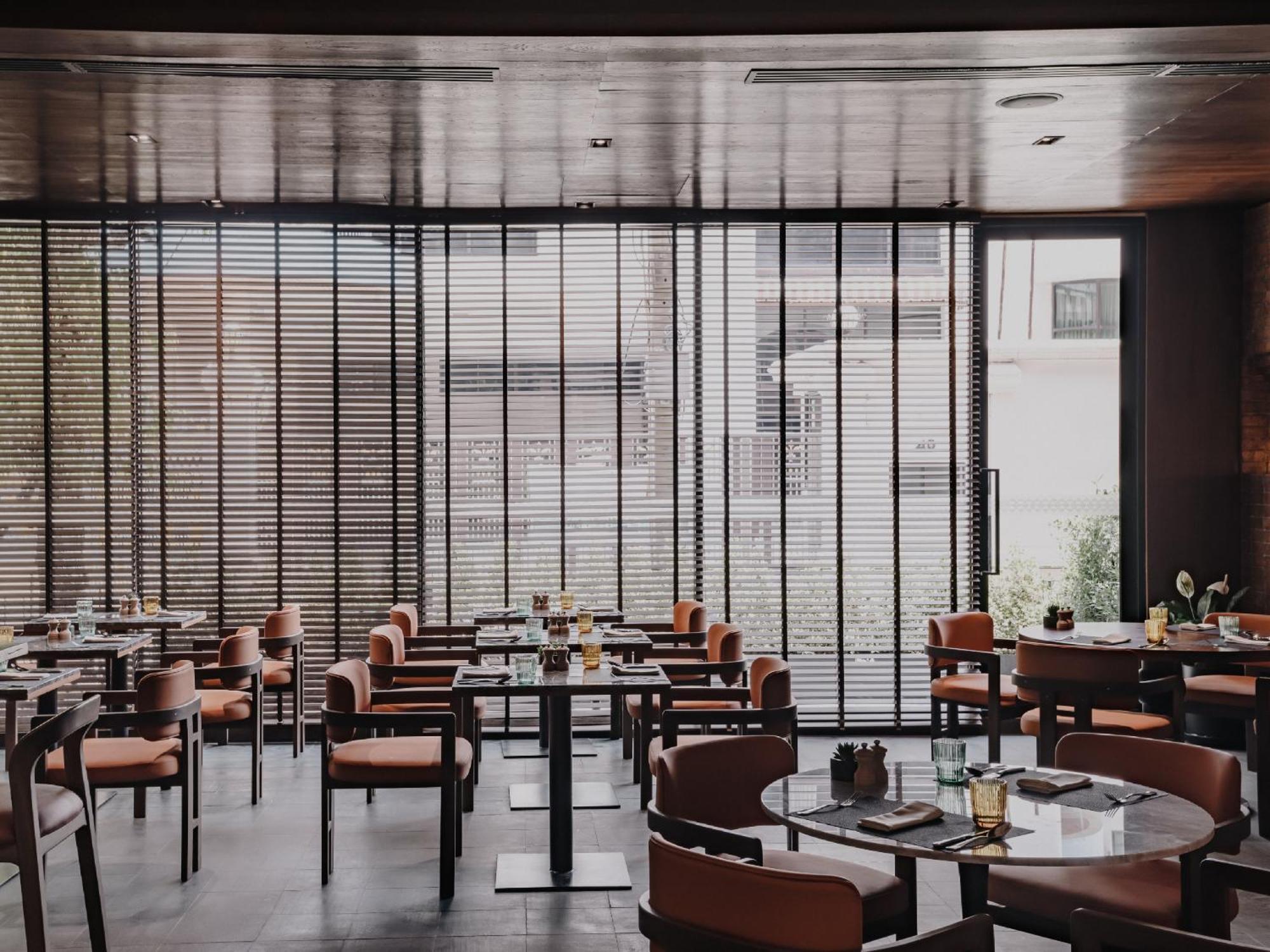 Nysa Hotel Bangkok Sukhumvit 11 エクステリア 写真 Restaurant interior